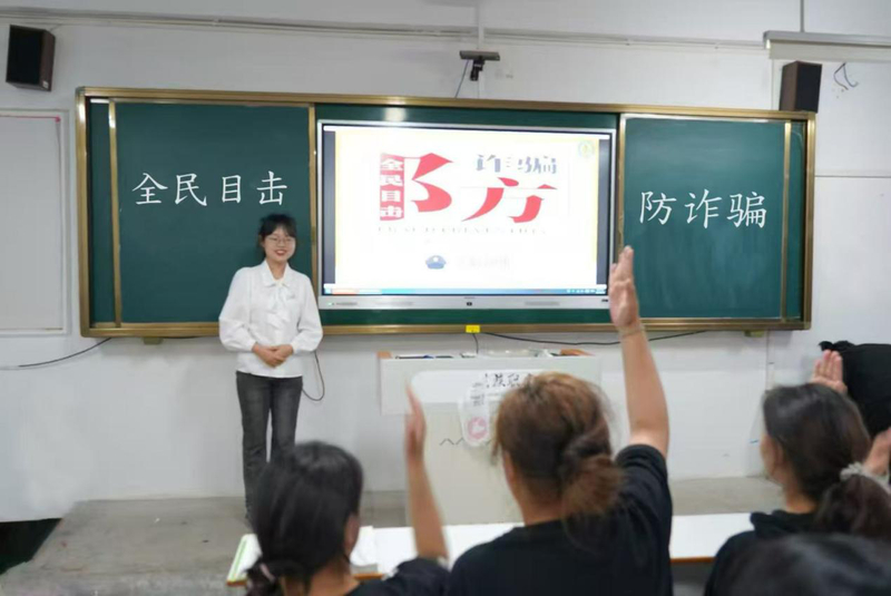 1749314354536050427.jpg 1738945921046.jpg